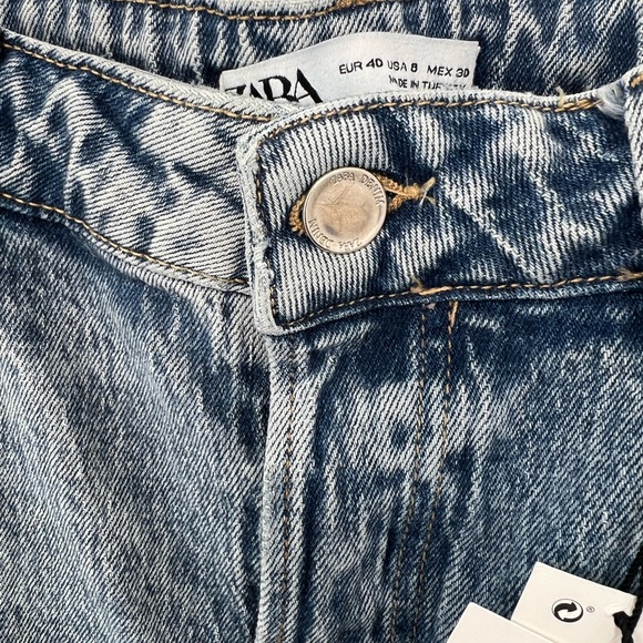 Zara Straight Long Jeans - Picture 3 of 7